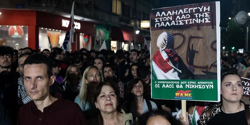 "ABD'nin, askeri uçaklarını Yunanistan üslerine yerleştirme planı" Atina'da protesto edildi