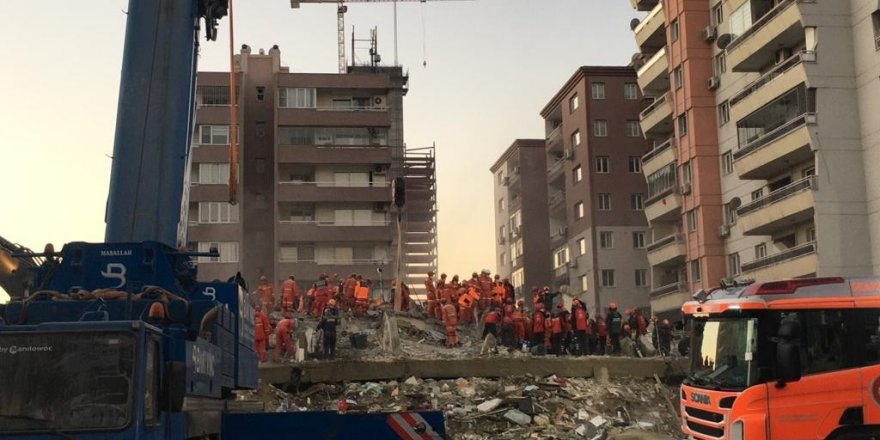 İzmir’deki depremde yıkılan Rızabey Apartmanı ile ilgili tutuklu sayısı 2’ye yükseldi