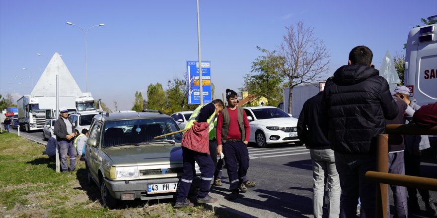 Kütahya'da direksiyon başında kalp krizi geçiren 73 yaşındaki sürücü öldü