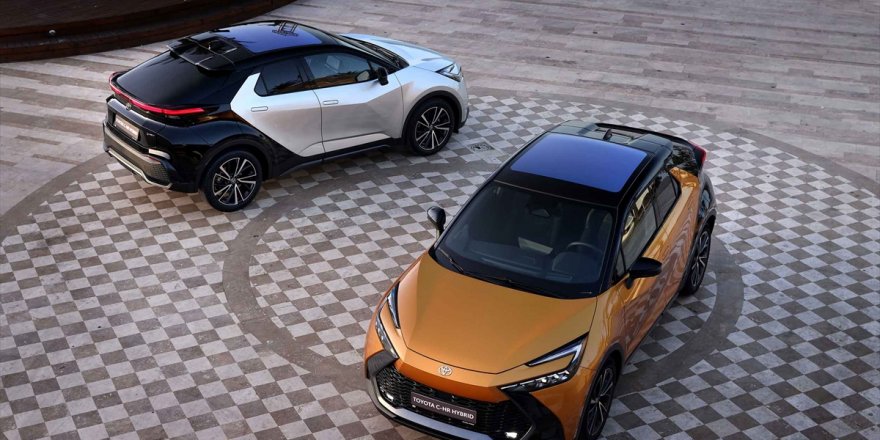 Toyota C-HR Hybrid'in yeni nesli Türkiye'de satışa sunuldu