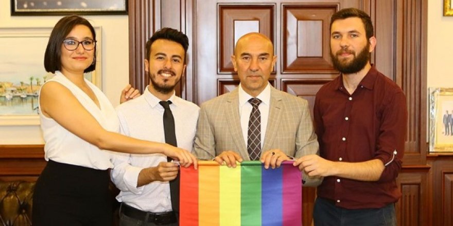 Soyer’in LGBT aşkı sınır tanımıyor