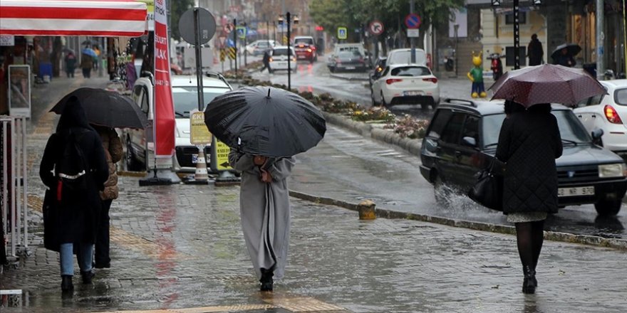 Muğla'da sağanak ve dolu etkili oldu