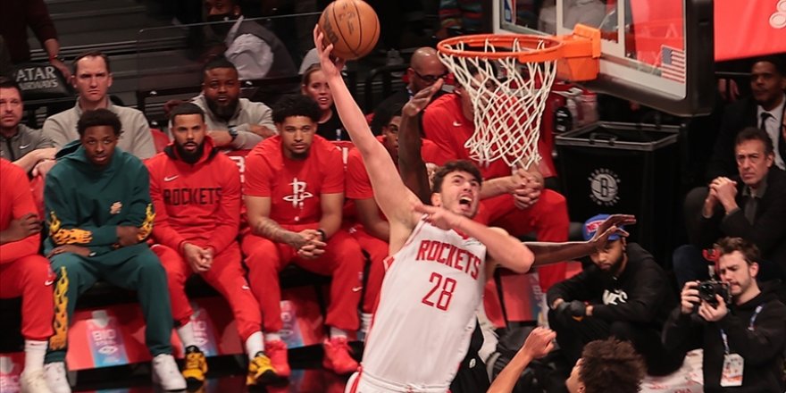 Alperen Şengün'ün formasını giydiği Rockets, son şampiyon Nuggets'ı bir kez daha yendi