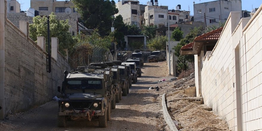 İsrail ordusu, Batı Şeria'nın Cenin kentine yönelik saldırılarını genişleterek sürdürdü