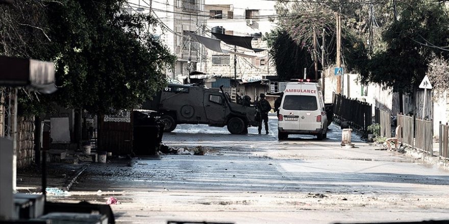 İsrail ordusunun Batı Şeria'nın kuzeyindeki Cenin'e baskını sürüyor