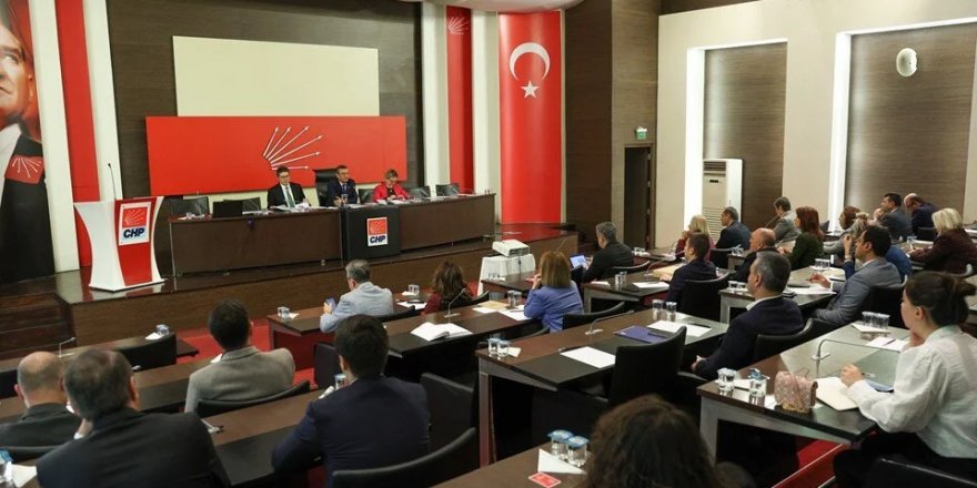 CHP, 4’ü büyükşehir, 6'sı il 226 yerde belediye başkan adaylarını belirledi
