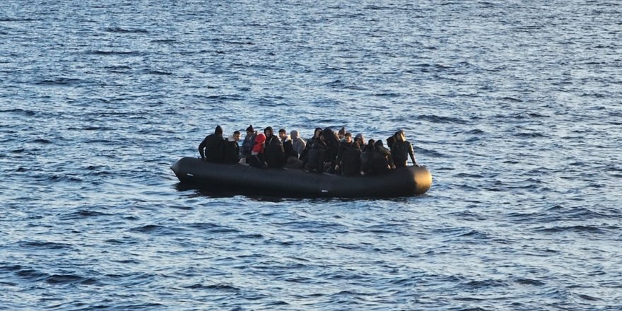 Muğla açıklarında 39 düzensiz göçmen kurtarıldı