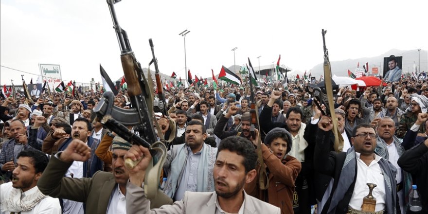 Yemen'de, İsrail saldırıları altındaki Gazze'ye destek gösterileri düzenlendi