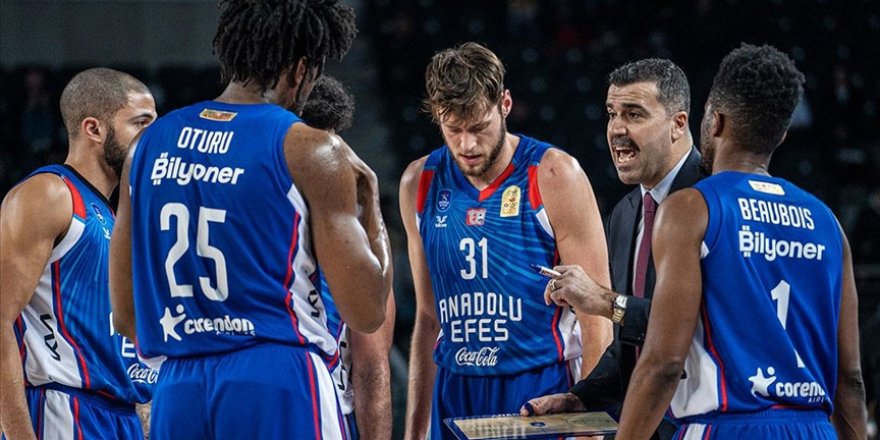 Anadolu Efes, THY Avrupa Ligi'nde yarın Valencia Basket ile deplasmanda karşılaşacak