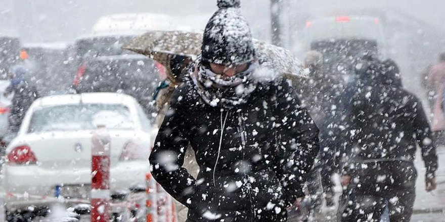 Uzmanı uyardı, 4 gün sürecek olan kutup soğukları yolda: İstanbul'a lapa lapa kar yağacak