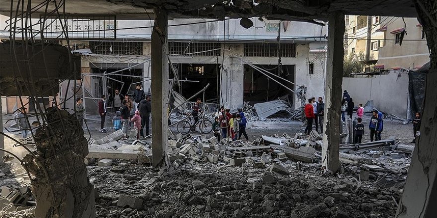 İsrail bombardımanı altındaki Gazze Şeridi'nde 7 bin kişi kayıp
