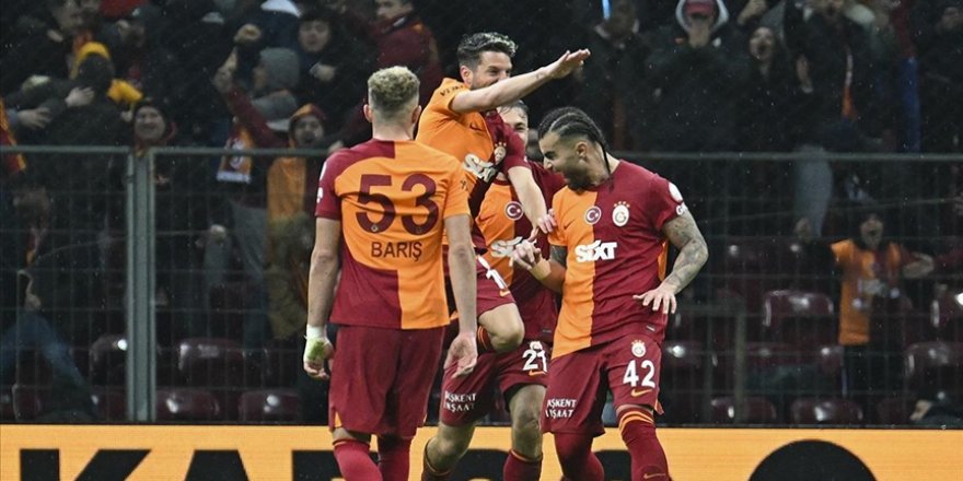 Galatasaray, Konyaspor'u 3-0'la geçti, zirvede puan puana yarışı sürdürdü
