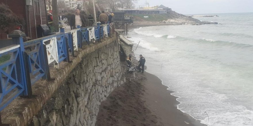 Düzce'de sahilde erkek cesedi bulundu