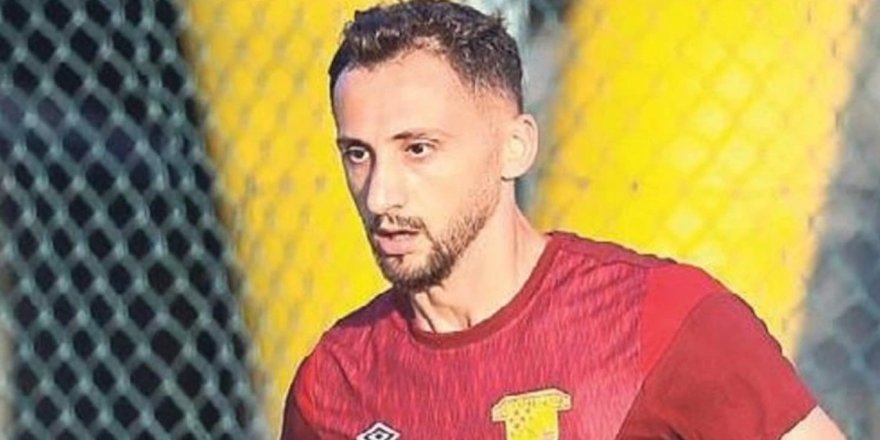 Göztepeli futbolcu Ali Dere, Sarıyer'e transfer oldu