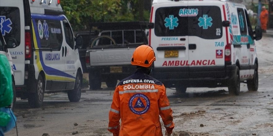 Kolombiya'da otoyolda toprak kayması sonucu 18 kişi öldü, 35 kişi yaralandı