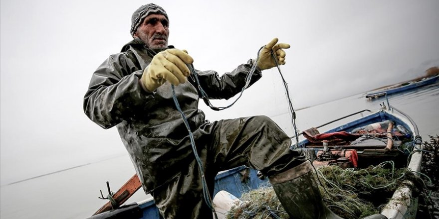 Bir dönem kuraklığın yaşandığı Suğla Gölü'nde balıkçılar avdan bereketle dönüyor
