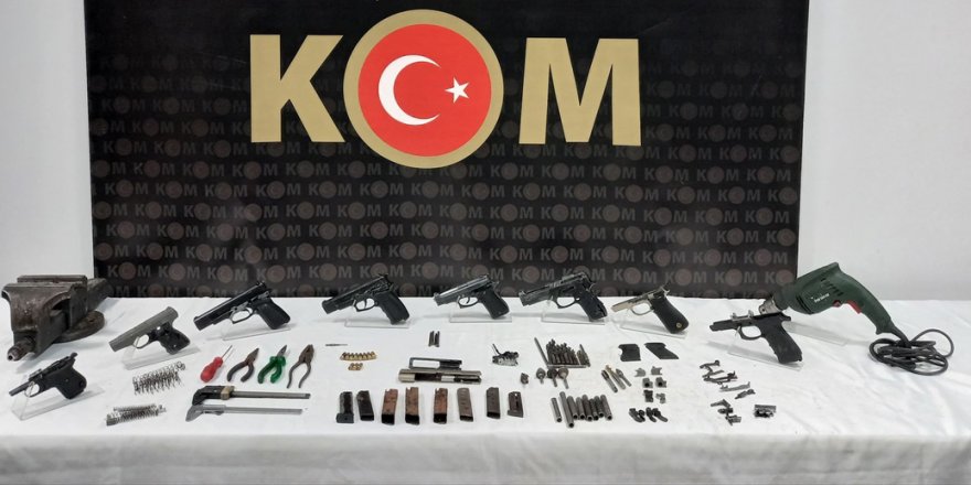 İzmir'de kaçak silah imal eden şüpheli yakalandı