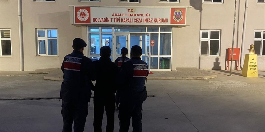 Afyonkarahisar'da akaryakıt istasyonundan para çalınmasıyla ilgili 1 zanlı tutuklandı