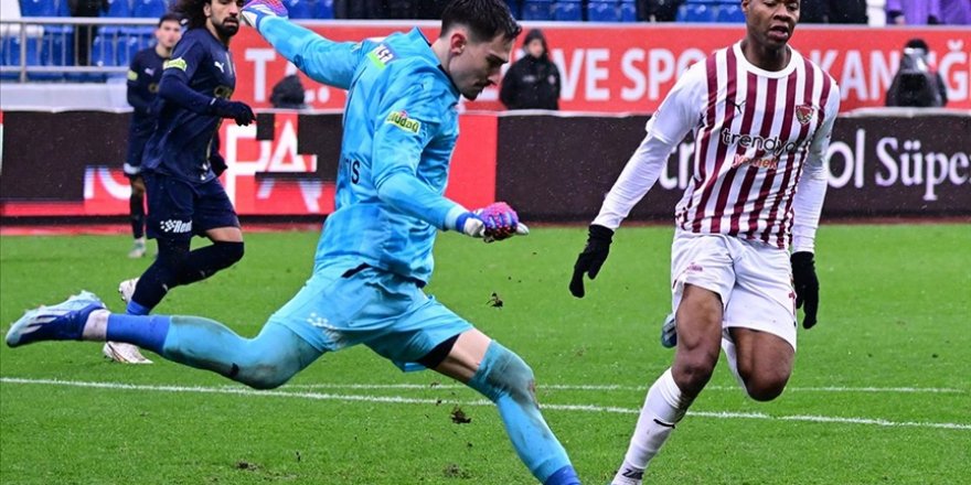 Kasımpaşa, Atakaş Hatayspor'u 3 golle yendi