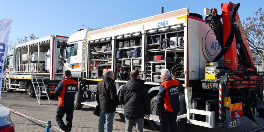 AFAD ekipmanlarının yerlileştirilmesi projesi İzmir'de tanıtıldı