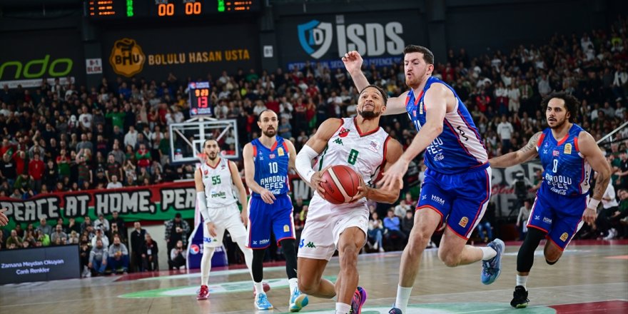 Pınar Karşıyaka: 99 - Anadolu Efes: 81