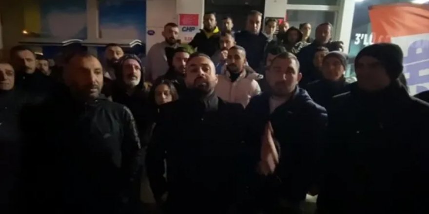 CHP İzmir'de kriz büyüyor! Çiğli adayına partililerden protesto: Çocuk başkan istemiyoruz