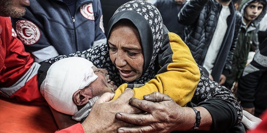 İsrail'in 120 gündür saldırdığı Gazze'de 12 bin çocuk öldürüldü
