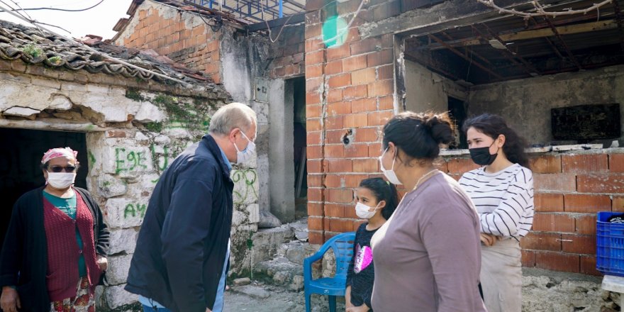 Evi yanan aileye Başkan Atabay’dan destek