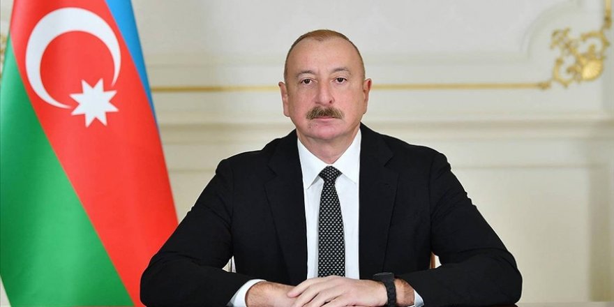 İlham Aliyev kesin olmayan sonuçlara göre, Azerbaycan'daki cumhurbaşkanı seçimini yüzde 92,1 oyla kazandı