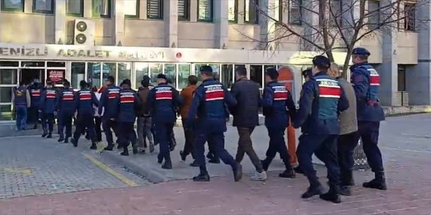 Denizli'deki düzensiz göçmen operasyonunda 5 kişi tutuklandı