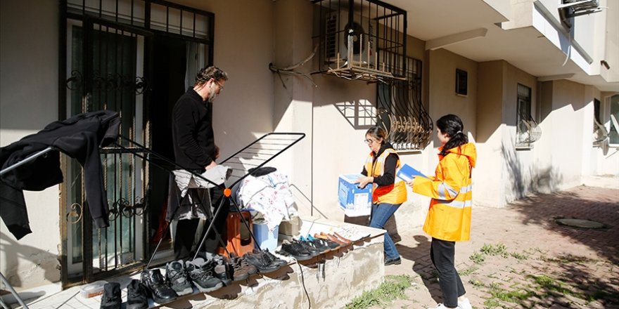Antalya'da selden etkilenen bölgelerde ekiplerin çalışmaları sürüyor