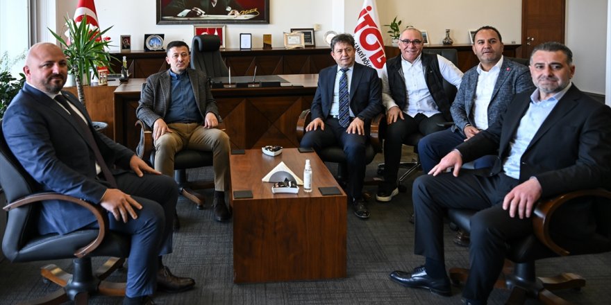 AK Parti İzmir Büyükşehir Belediye Başkan adayı Dağ, Menderes'te ziyaretlerde bulundu