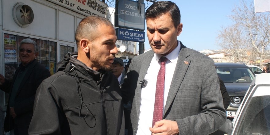 CHP'li Ferdi Zeyrek, seçim çalışmasını Selendi'de sürdürdü