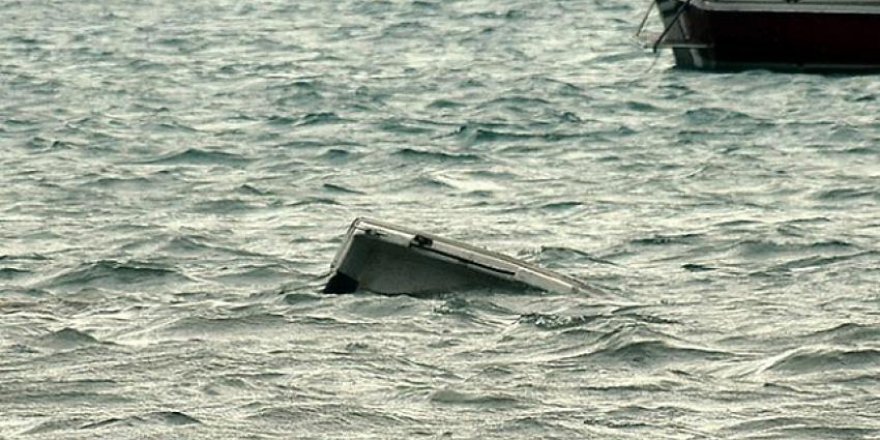 Adana'da balıkçı teknesi alabora oldu: 1 ölü