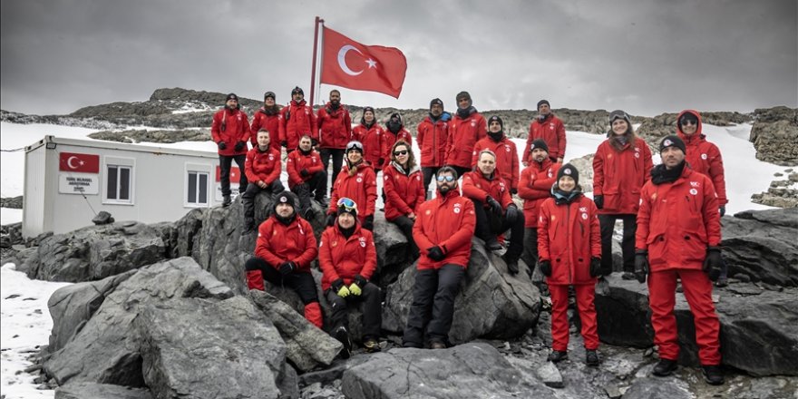Gezegenin sırlarının peşinde bir yolculuk: Ulusal Antarktika Bilim Seferleri