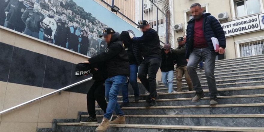 Galatasaraylı futbolcu Aktürkoğlu'nun trafikte tartıştığı 4 kişi yakalandı