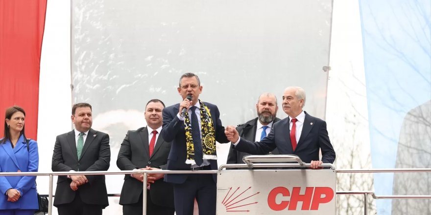 CHP Genel Başkanı Özel, Keşan ve Uzunköprü'de halk buluşmalarına katıldı