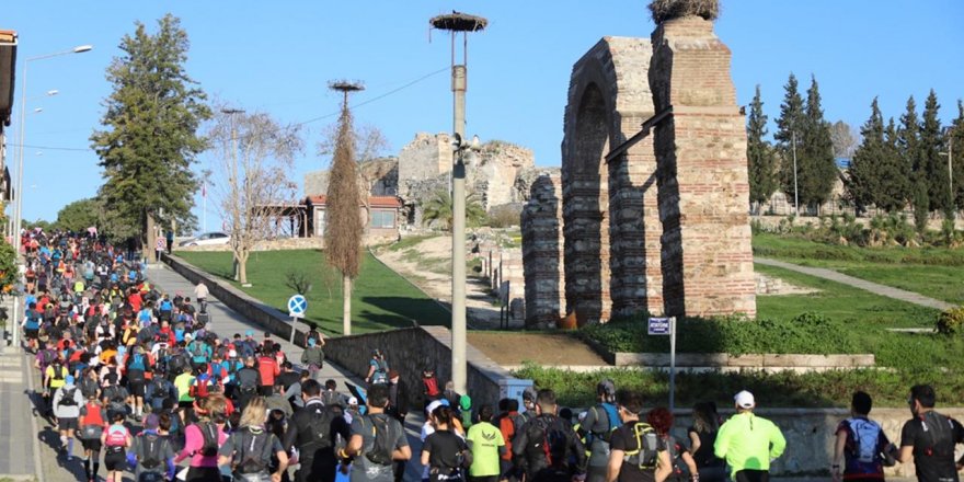 İzmir'deki Efes Ultra Maratonu tamamlandı