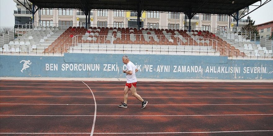 Edirne'de yarım asırdır koşan master milli atlet Avrupa Şampiyonası'nda zirveyi hedefliyor