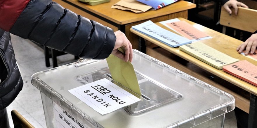 Yerel seçimlerde 1 milyon 32 bin 610 genç ilk kez oy verecek