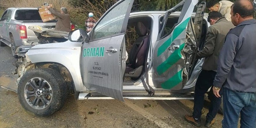 Muğla'da kaza yapan Orman İşletme Müdürlüğü aracındaki 3 kişi yaralandı