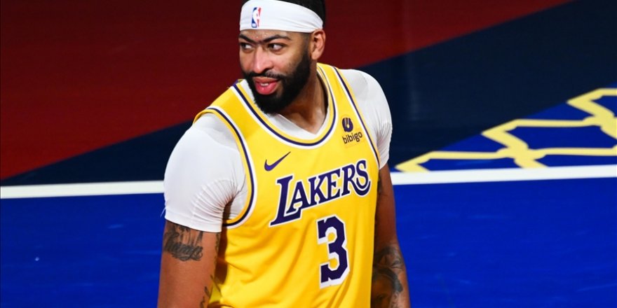 NBA'de Lakers, 150 sayı attığı maçta Pacers'ı mağlup etti