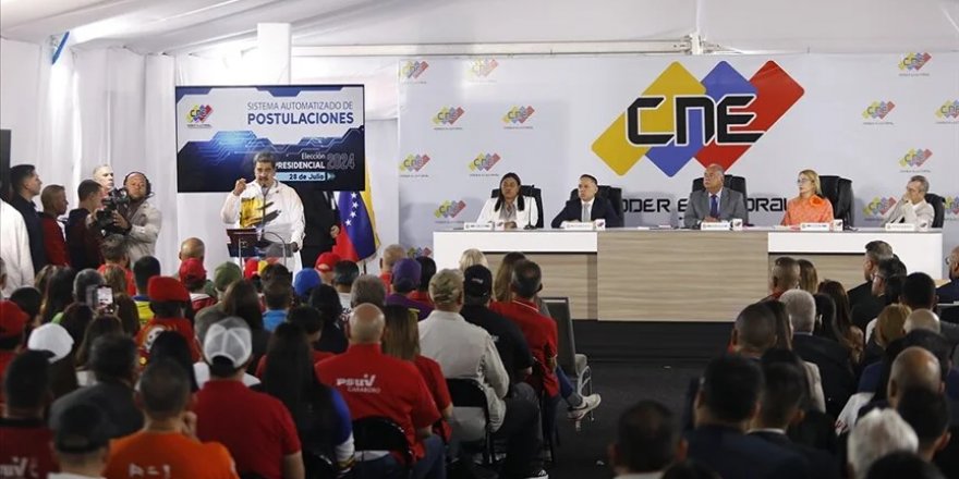 Venezuela'da devlet başkanı seçimi için 13 adayın başvurusu kabul edildi