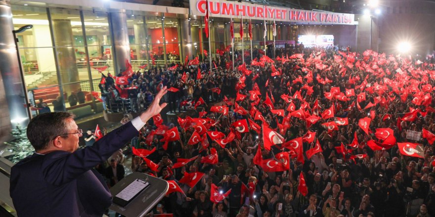 CHP, üç büyük kentin ilçelerini de kazandı: Keçiören, Beyoğlu, Bergama