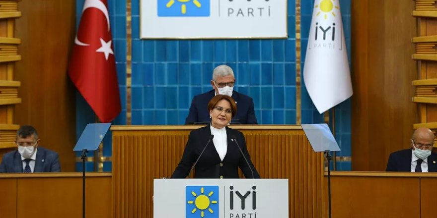 Akşener: İktidar, darbe edebiyatıyla 4 gün daha milletin dertlerini konuşmaktan kurtuldu