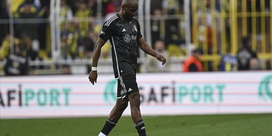 Fenerbahçe derbisinde kırmızı kart gören Al-Musrati, Beşiktaş taraftarından özür diledi
