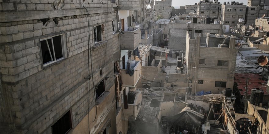 İsrail'in Refah kentine düzenlediği saldırıda 6 Filistinli hayatını kaybetti
