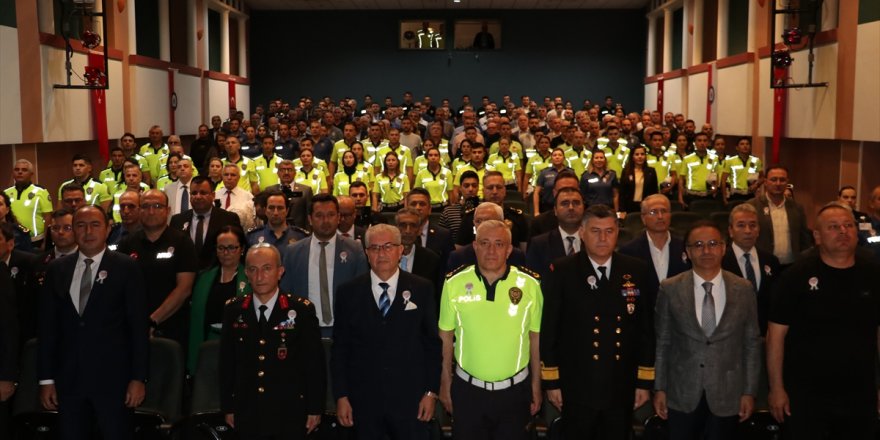 İzmir'de Karayolu Trafik Güvenliği Haftası etkinliği düzenlendi