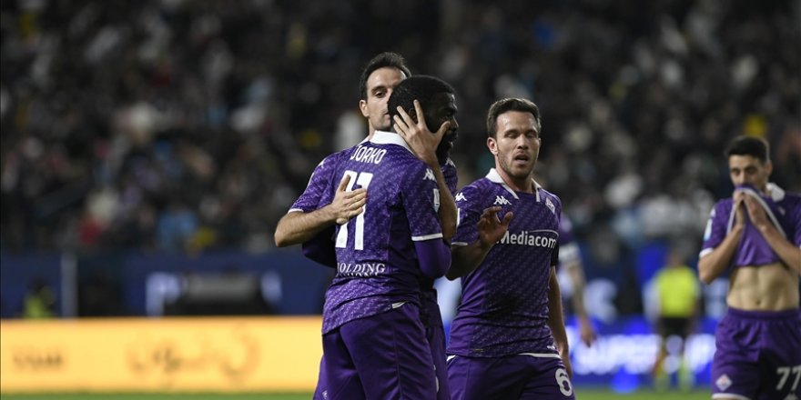 Fiorentina, UEFA Avrupa Konferans Ligi'nde üstü üste ikinci kez finale yükseldi