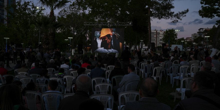 CHP Genel Başkanı Özel, "Türkiye'nin Aynası: Soma" belgeselini izledi
